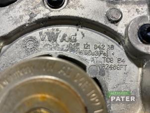 Vattenpump från en Volkswagen Caddy IV 1.4 TGI BlueMotion 2021