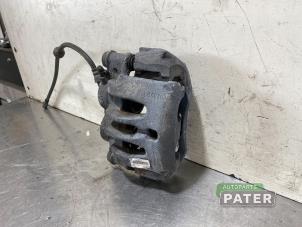 Used Front brake calliper, left Mercedes Vito Tourer (447.7) 1.6 109 CDI 16V Price € 50,82 Inclusive VAT offered by Autoparts Pater