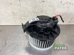 Usados Motor de ventilador de calefactor Volkswagen Up! (121) 1.0 12V 60 Precio € 31,50 Norma de margen ofrecido por Autoparts Pater