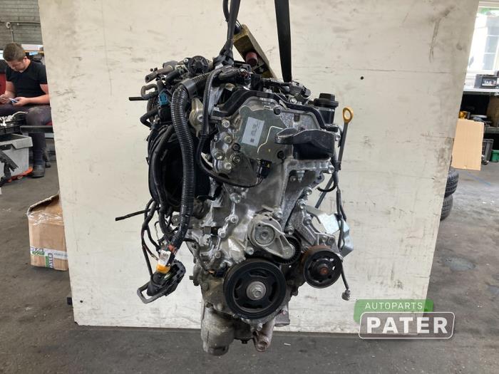 Engine from a Toyota Yaris III (P13) 1.5 16V Dual VVT-iE 2019