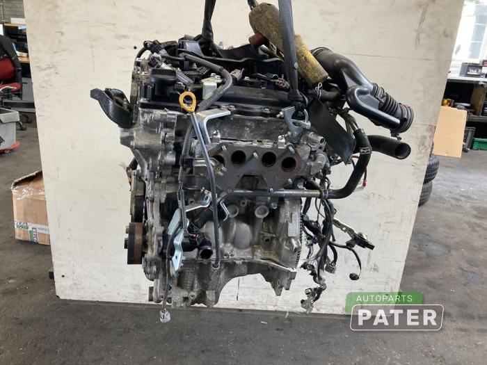 Engine from a Toyota Yaris III (P13) 1.5 16V Dual VVT-iE 2019