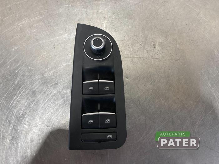Usados Interruptor combinado de ventanillas Alfa Romeo Giulia (952) 2.2d 180 16V Precio € 21,00 Norma de margen ofrecido por Autoparts Pater