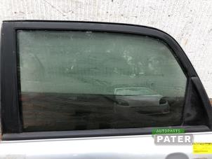 Used Rear door window 4-door, left Kia Sportage (JE) 2.0 CVVT 16V 4x2 Price € 31,50 Margin scheme offered by Autoparts Pater
