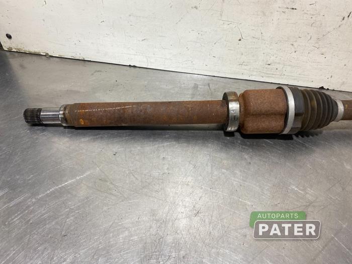 Front drive shaft, right from a Ford Transit Connect (PJ2) 1.6 TDCi 16V 115 2014