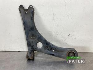 Used Front wishbone, right Volkswagen Caddy IV 2.0 TDI 150 Price € 38,12 Inclusive VAT offered by Autoparts Pater