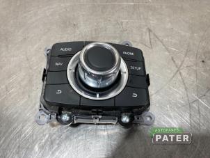 Usagé Unité de contrôle Multimedia Mazda CX-5 (KE,GH) 2.0 SkyActiv-G 16V 2WD Prix € 78,75 Règlement à la marge proposé par Autoparts Pater