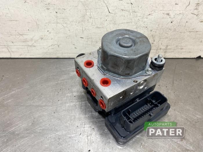 Begagnade ABS-pump Dacia Logan MCV II/III/Sandero Wagon 0.9 TCE 12V Pris € 26,25 Marginaltabell erbjuds av Autoparts Pater