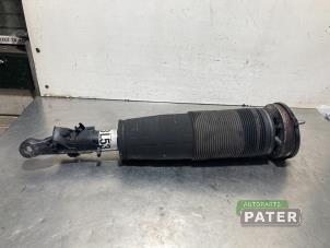 Used Fronts shock absorber, left Mercedes S (W222/V222/X222) 4.7 S-550 BlueEFFICIENCY 32V Price € 892,50 Margin scheme offered by Autoparts Pater