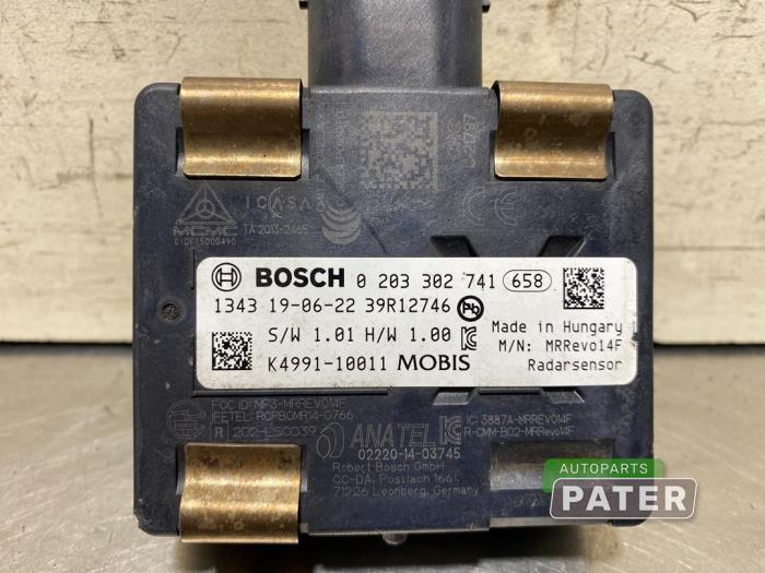 Radar sensor Hyundai Kona 39 kWh - 0203302741 BOSCH