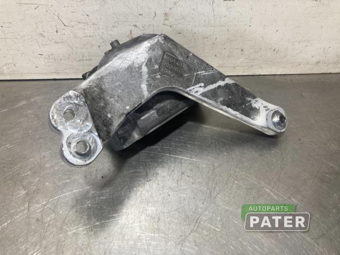 Usagé Support moteur Volkswagen Golf VII (AUA) 1.4 GTE 16V Prix € 21,00 Règlement à la marge proposé par Autoparts Pater