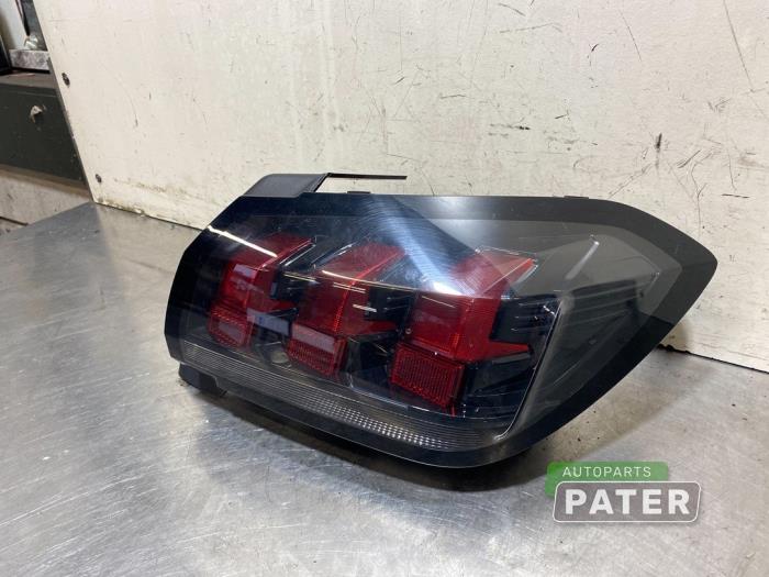 Taillight, right from a Peugeot 208 II (UB/UH/UP) e-208 2022