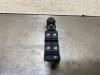 Electric window switch from a Peugeot 208 II (UB/UH/UP) e-208 2022