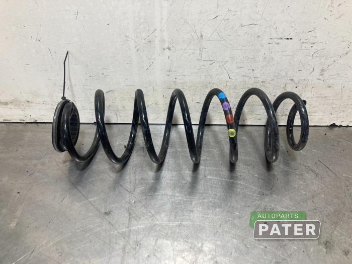 Rear coil spring from a Peugeot 208 II (UB/UH/UP) e-208 2022