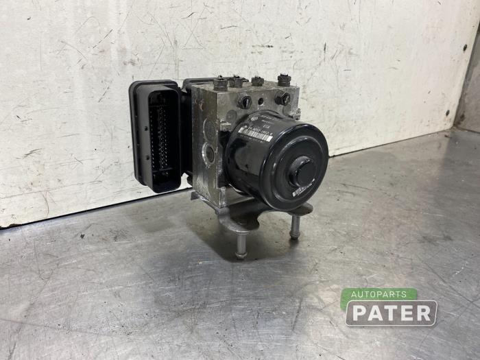 Begagnade ABS-pump Volkswagen Transporter/Caravelle T5 2.0 TDI DRF Pris € 76,23 Inklusive moms erbjuds av Autoparts Pater