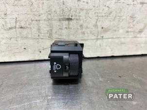 Used Height control switch Peugeot 208 II (UB/UH/UP) e-208 Price € 26,25 Margin scheme offered by Autoparts Pater