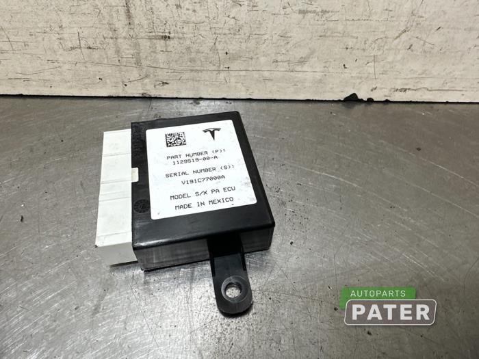 Usados Módulo PDC Tesla Model X EV AWD Precio € 105,00 Norma de margen ofrecido por Autoparts Pater