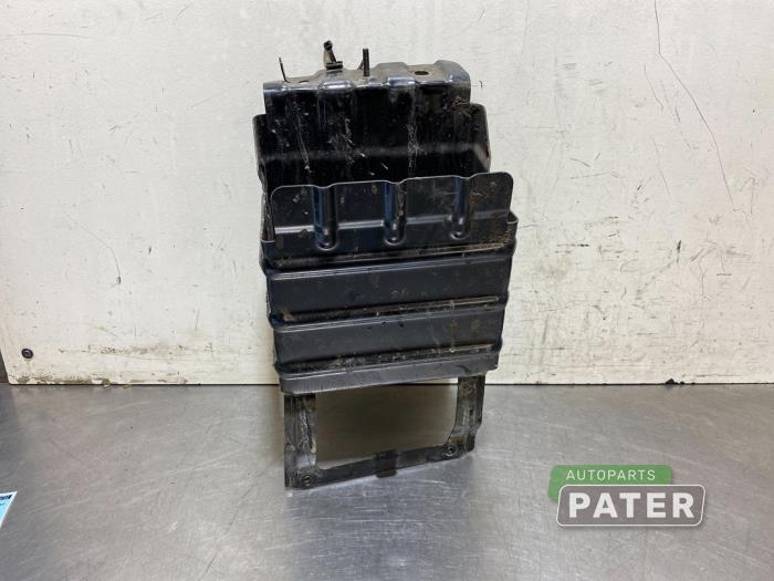 Begagnade Batterilåda Tesla Model X EV AWD Pris € 15,75 Marginaltabell erbjuds av Autoparts Pater