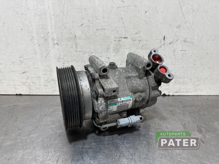 Begagnade Luftkonditioneringspump Renault Clio III (BR/CR) 1.2 16V 75 Pris € 42,00 Marginaltabell erbjuds av Autoparts Pater