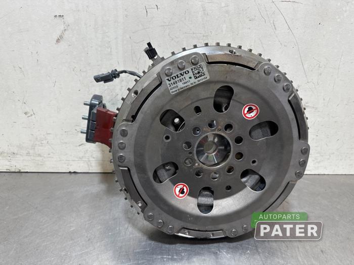 Used Flywheel Volvo XC60 II (UZ) 2.0 T8 16V Recharge, Twin Engine AWD Price € 525,00 Margin scheme offered by Autoparts Pater
