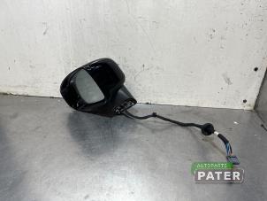 Used Wing mirror, left Volvo XC60 II (UZ) 2.0 T8 16V Hybrid AWD Price € 315,00 Margin scheme offered by Autoparts Pater