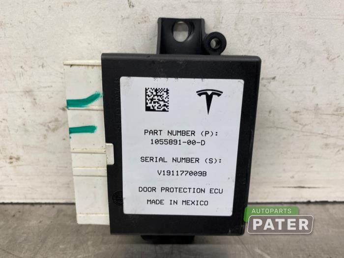 Usados Módulo de confort Tesla Model X EV AWD Precio € 26,25 Norma de margen ofrecido por Autoparts Pater