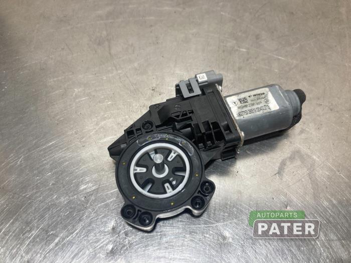 Usados Motor de ventanilla de puerta Tesla Model X EV AWD Precio € 21,00 Norma de margen ofrecido por Autoparts Pater