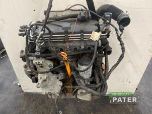 Engine from a Volkswagen Caddy III (2KA,2KH,2CA,2CH) 2.0 SDI 2006