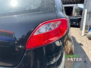 Używane Tylne swiatlo pozycyjne prawe Mazda 2 (DE) 1.3 16V S-VT High Power Cena € 36,75 Procedura marży oferowane przez Autoparts Pater