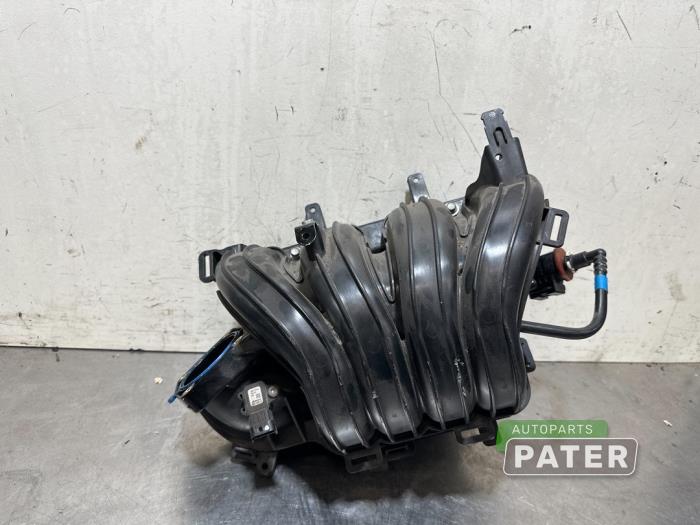 Begagnade Insugsrör Opel Insignia Sports Tourer 2.0 SIDI Eco Turbo 16V 4x4 Pris € 68,25 Marginaltabell erbjuds av Autoparts Pater