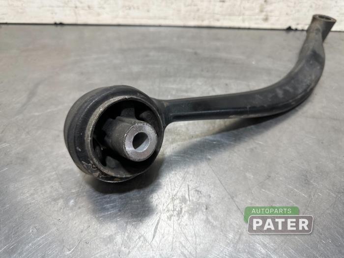 Front wishbone, right from a BMW X3 (F25) xDrive30d 24V 2011