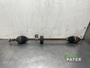 Used Front drive shaft, right Dacia Sandero II 0.9 TCE 12V Price € 52,50 Margin scheme offered by Autoparts Pater