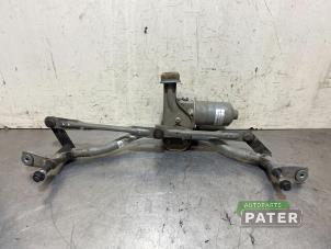 Used Wiper motor + mechanism Renault Trafic (1FL/2FL/3FL/4FL) 1.6 dCi 95 Price € 127,05 Inclusive VAT offered by Autoparts Pater