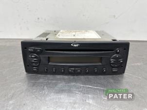 Used Radio CD player Iveco New Daily IV 35C13V, C13V/P, S13V, S13V/P Price € 63,53 Inclusive VAT offered by Autoparts Pater