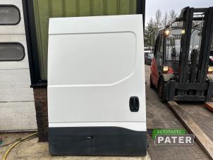 Used Sliding door, right Iveco New Daily VI 33S15, 35C15, 35S15 Price € 1.270,50 Inclusive VAT offered by Autoparts Pater