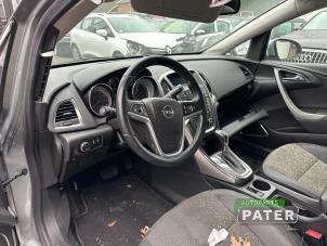 Usados Juego y módulo de airbag Opel Astra J (PC6/PD6/PE6/PF6) 1.6 16V Ecotec Precio € 525,00 Norma de margen ofrecido por Autoparts Pater