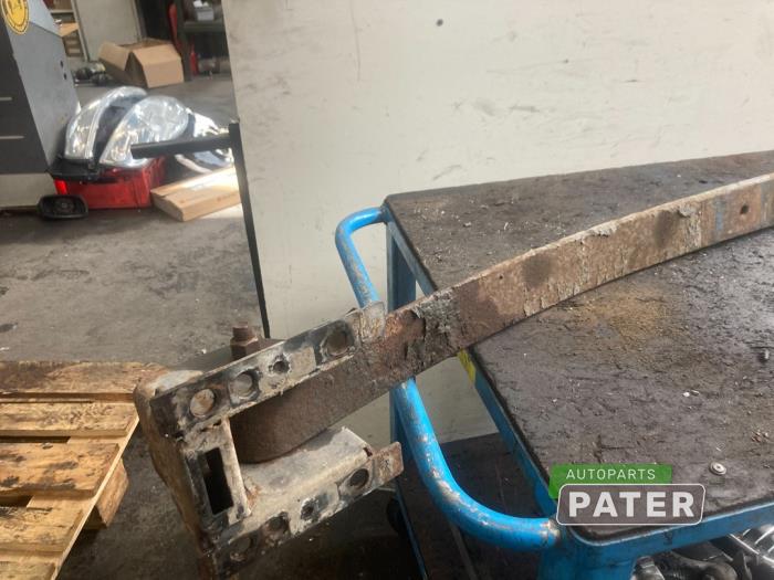 Rear leaf spring from a Renault Master IV (MA/MB/MC/MD/MH/MF/MG/MH) 2.3 dCi 16V 2014
