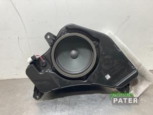 Used Subwoofer Kia Sportage (SL) 1.6 GDI 16V 4x2 Price € 78,75 Margin scheme offered by Autoparts Pater