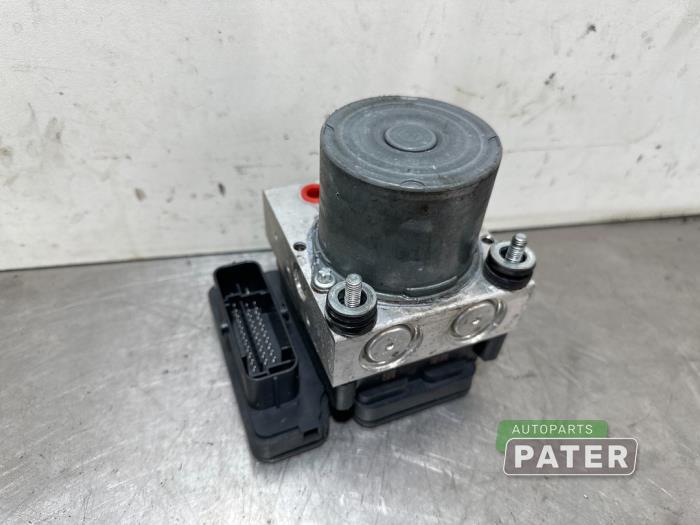 Begagnade ABS-pump Volkswagen Polo V (6R) 1.0 TSI 12V BlueMotion Pris € 36,75 Marginaltabell erbjuds av Autoparts Pater