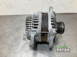 Dynamo van een Nissan Note (E12) 1.2 DIG-S 98 2014