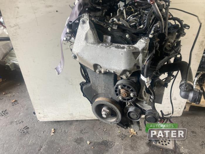 Motor van een Mercedes-Benz Vito (447.6) 1.6 109 CDI 16V 2018