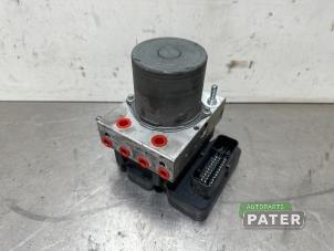 Used ABS pump Mercedes Vito (447.6) 1.6 109 CDI 16V Price on request offered by Autoparts Pater