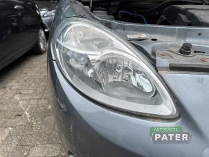 Used Headlight, right Lancia Ypsilon (843) 1.2 Price € 52,50 Margin scheme offered by Autoparts Pater