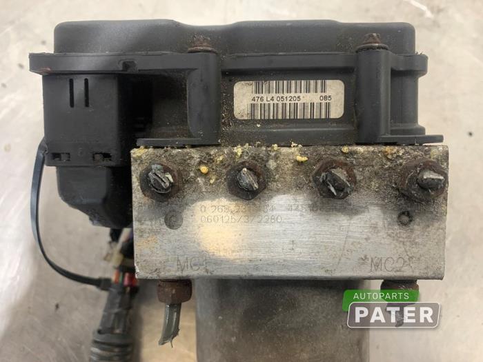 Używane Pompa ABS Toyota Corolla Verso (R10/11) 1.8 16V VVT-i Cena € 26,25 Procedura marży oferowane przez Autoparts Pater