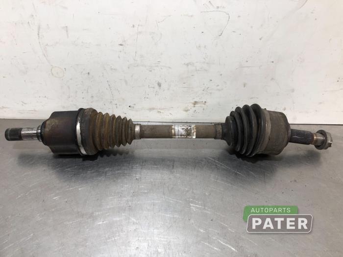 Front drive shaft, left from a Mercedes-Benz Vito (447.6) 1.6 109 CDI 16V 2018