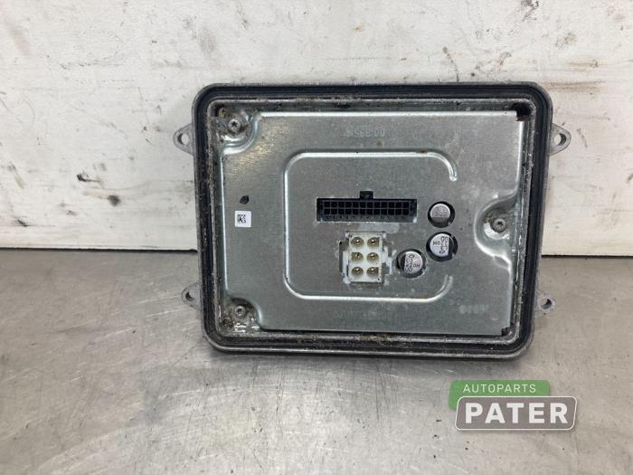 Usados Módulo de faros LED Tesla Model X 75D Precio € 63,00 Norma de margen ofrecido por Autoparts Pater