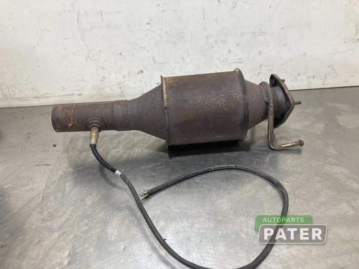 Catalytic converters with engine code F1CFA401A stock