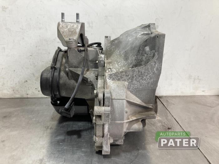 Gearbox Ford Fiesta 6 1.0 Ti-VCT 12V 65 - 2021933 XMJA CA6R7002MBE