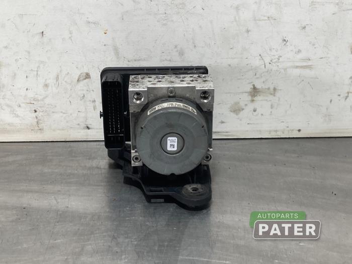 Używane Pompa ABS Volkswagen Golf VII (AUA) 1.4 TSI 16V Cena € 52,50 Procedura marży oferowane przez Autoparts Pater