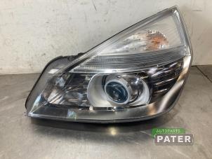 Used Headlight, left Renault Espace (JK) 2.0 dCi 16V 175 FAP Price € 262,50 Margin scheme offered by Autoparts Pater