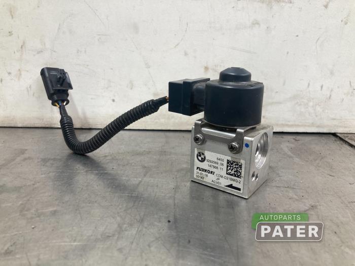 Begagnade Trycksensor, luftkonditionering BMW i3 (I01) i3s 94Ah Pris € 26,25 Marginaltabell erbjuds av Autoparts Pater